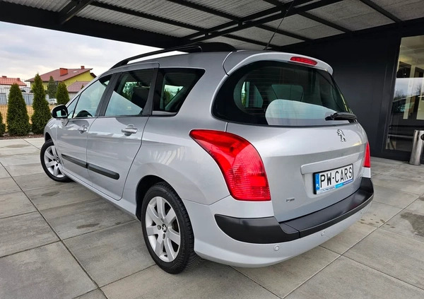 Peugeot 308 cena 21900 przebieg: 219000, rok produkcji 2013 z Lesko małe 211